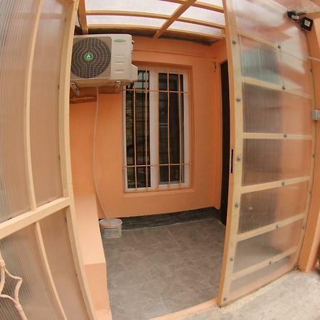 Apartment On Gimnazycheskaya Odesa Exterior photo