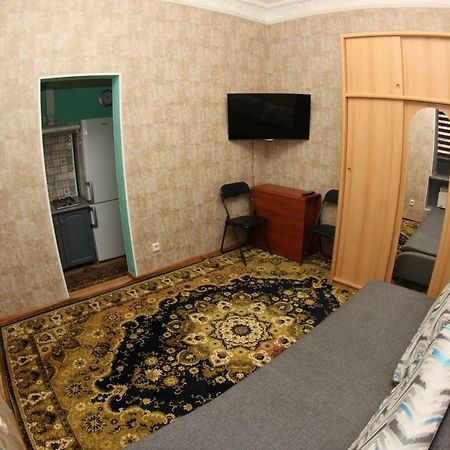 Apartment On Gimnazycheskaya Odesa Exterior photo