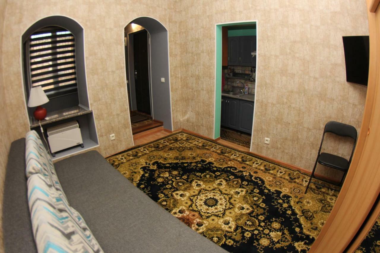Apartment On Gimnazycheskaya Odesa Exterior photo