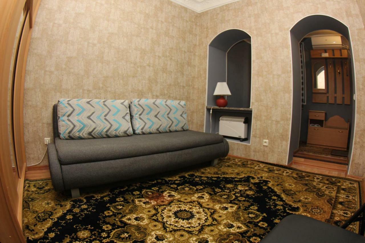 Apartment On Gimnazycheskaya Odesa Exterior photo
